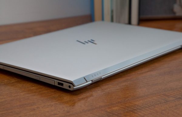 HP ENVY i7 7500U/16G/256G/940MX