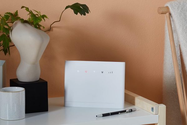 ⁦Huawei B315s-22 4G router⁩ - الصورة ⁦3⁩