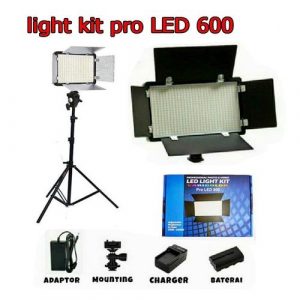 LED LIGHT KIT PRO LED 600 3200-6500K (بدون حامل)